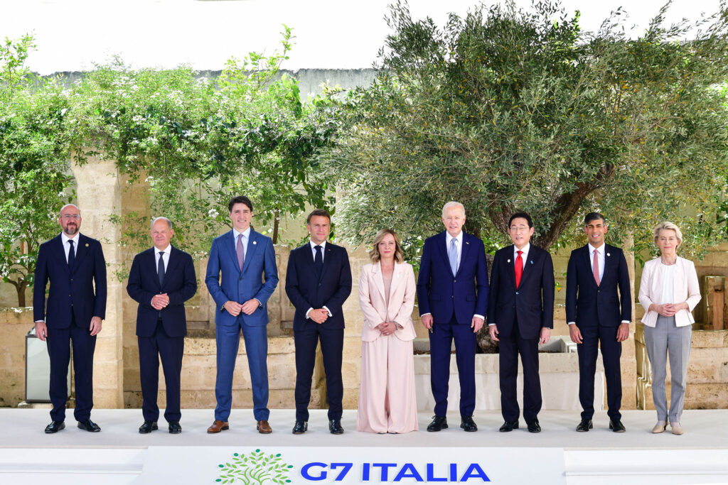 G7 Family Photo Ph. Massimiliano De Giorgi